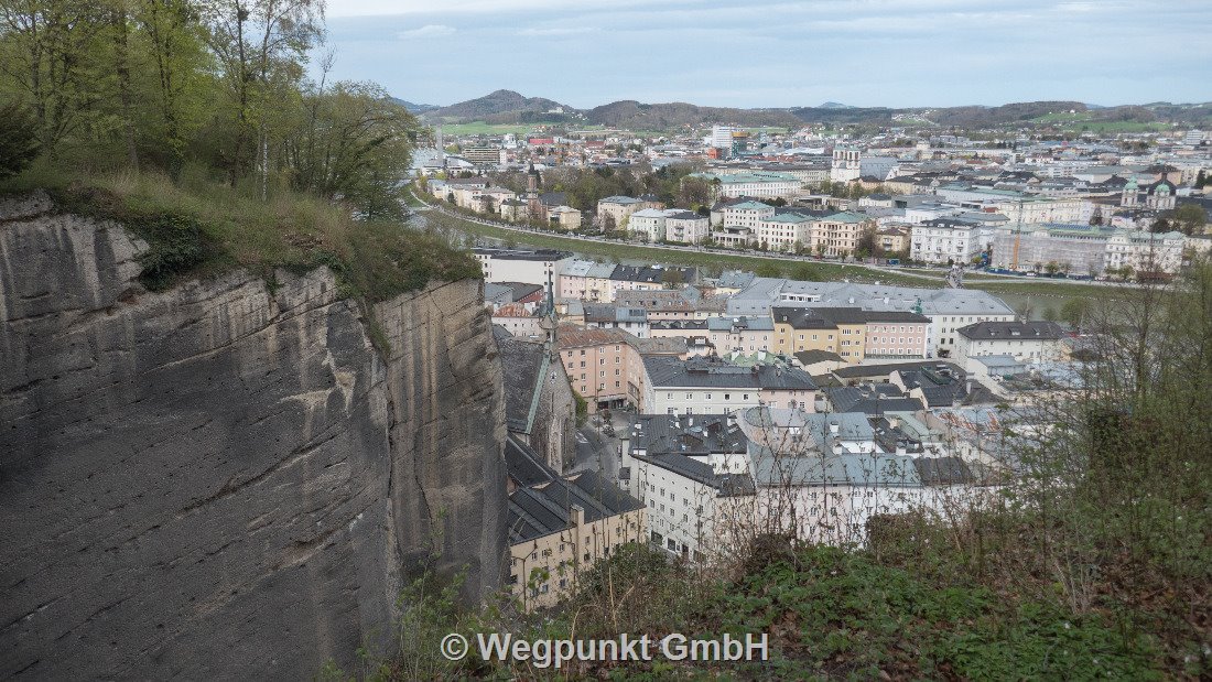 Aufstieg zur Burg