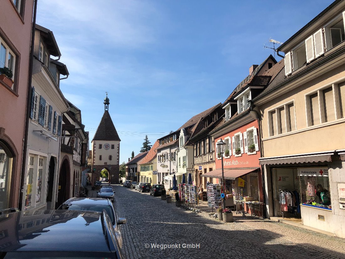 Endingen am Kaiserstuhl, dort wo zur Fastnacht der Joggeli das Zepter schwingt